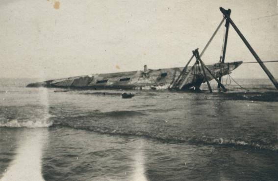 Tentativă de ranfluare a yachtului „Ostara” (arhiva personală a luiSergiu Scadovschi).