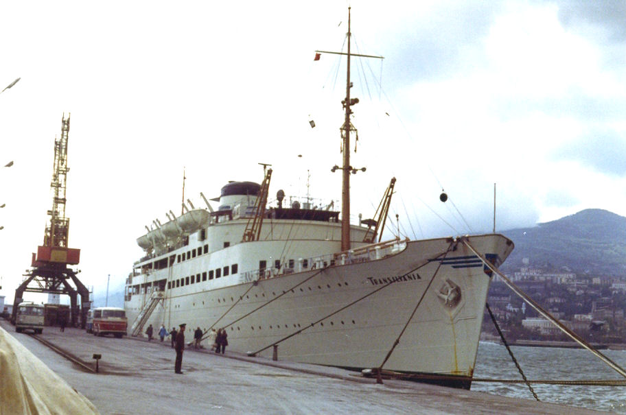 Nava de pasageri „Transilvania“, în aprilie 1972.