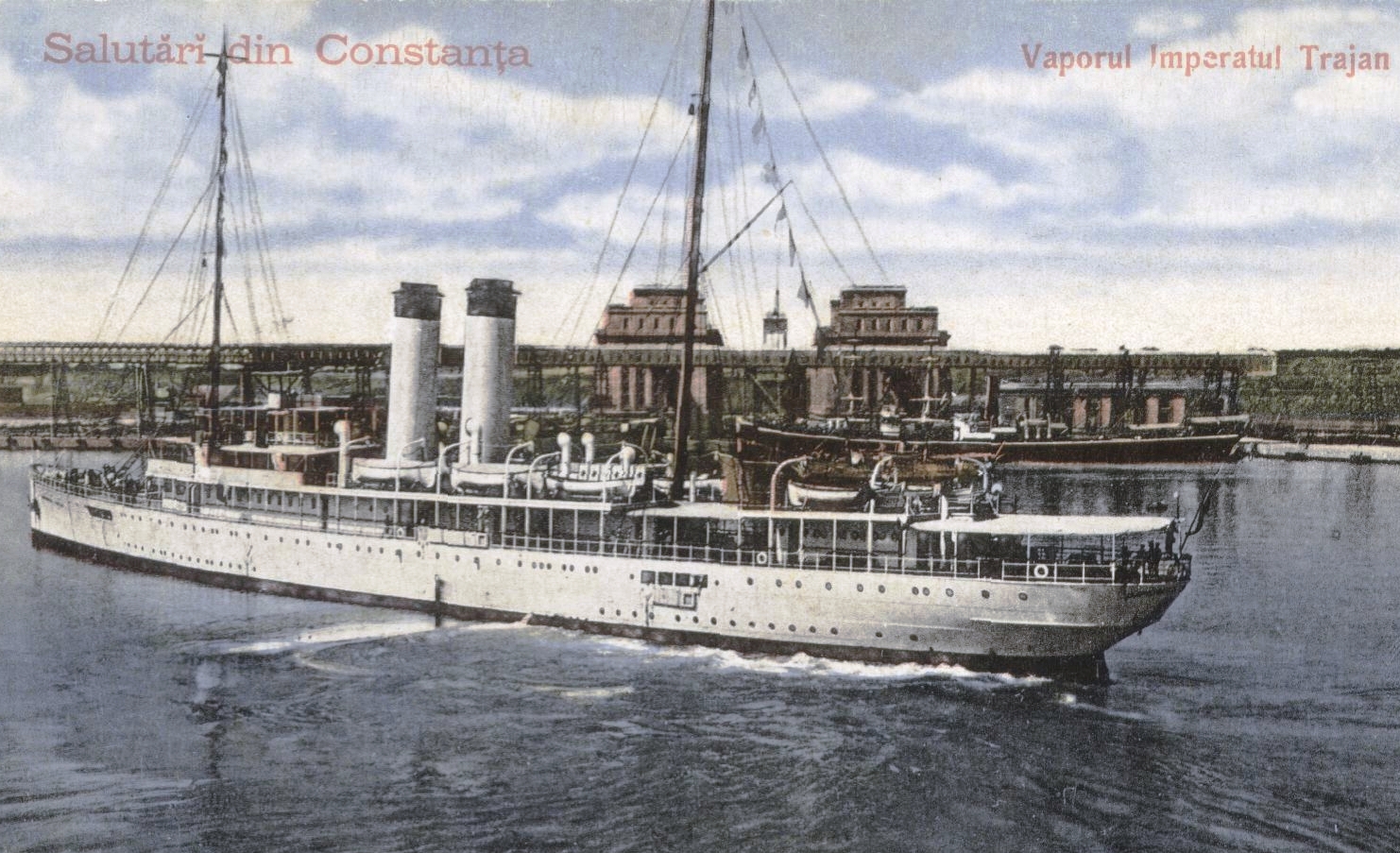 Nava ÎMPĂRATUL TRAIAN, în anul 1919, în timpul unor manevre efectuate în bazinul vechi al portului Constanța.
