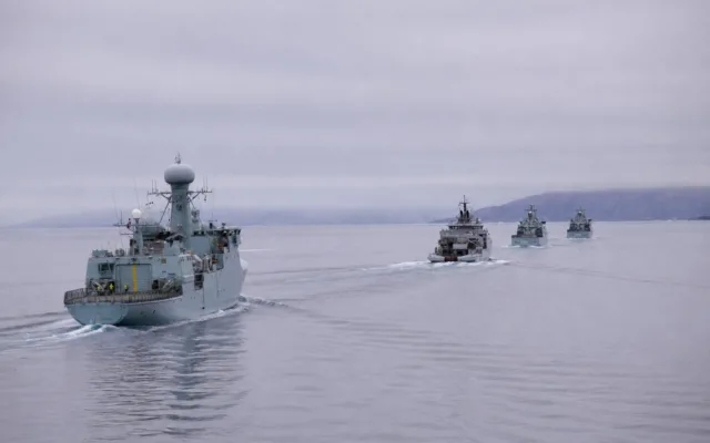 Nave militare în timpul misiunii