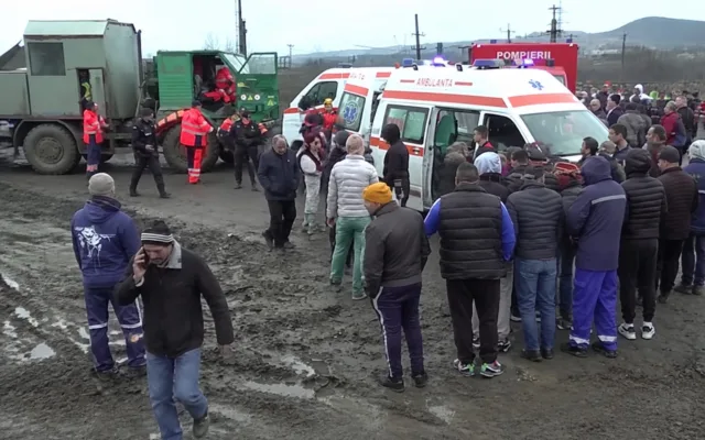 Echipe de intervenție și ambulanțe