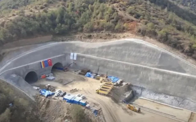 Șantierul autostrăzii Sibiu-Pitești