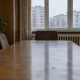 Masă de consiliu în companii de stat