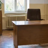 Birou gol pentru directori de școli