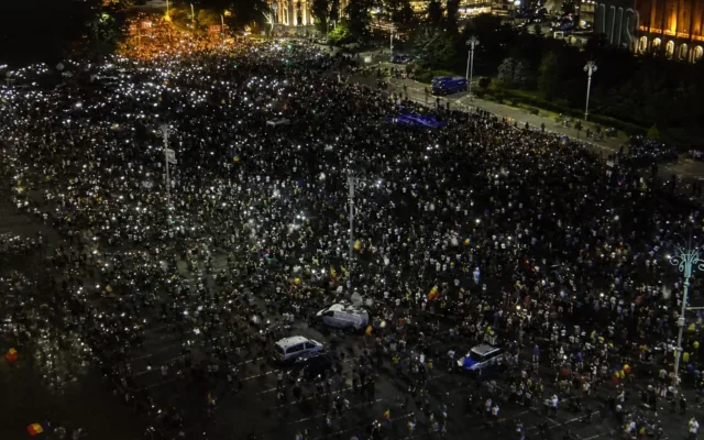 Imagine din timpul protestului 10 august