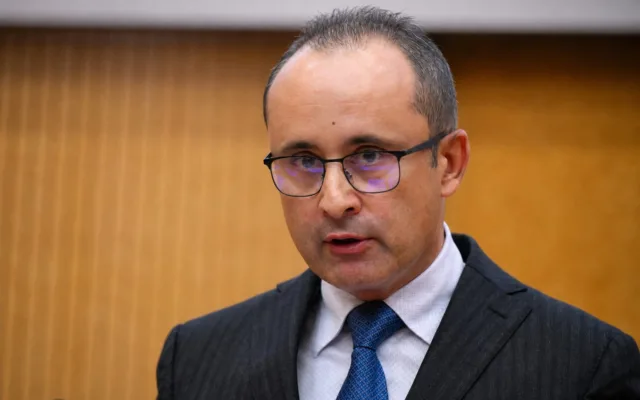 Cristian Bușoi și facturi la electricitate