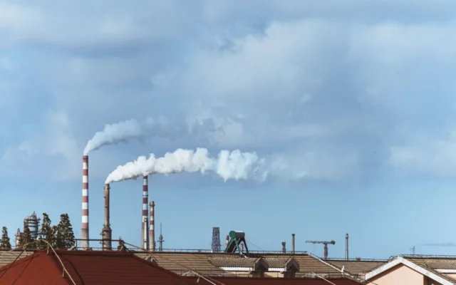 Preluarea activelor strategice industriale