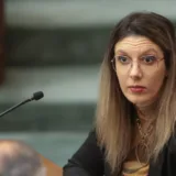 Contestarea achizițiilor de mobilier