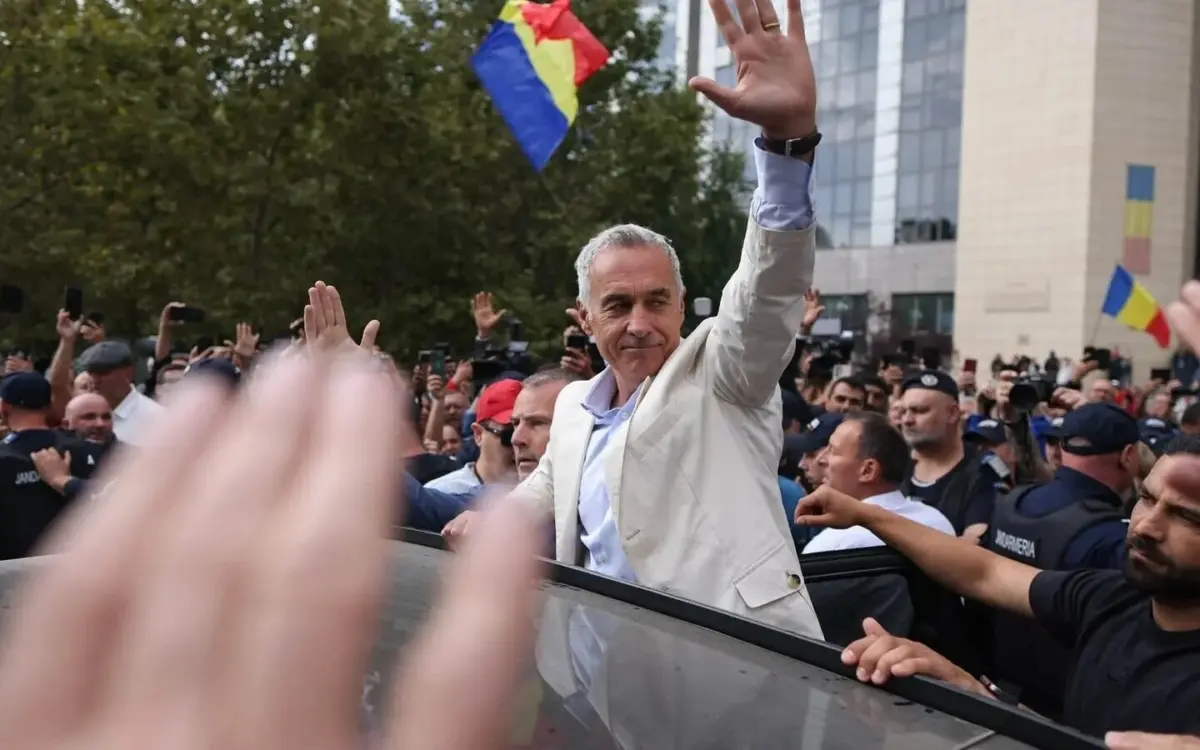 Călin Georgescu are hotărâre de arest la domiciliu, dar așteaptă în Arestul Central decizia de vineri