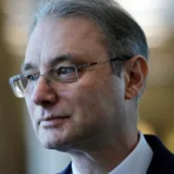 Un reprezentant politic prezintă viziunea pentru viitoarele programe de finanțare