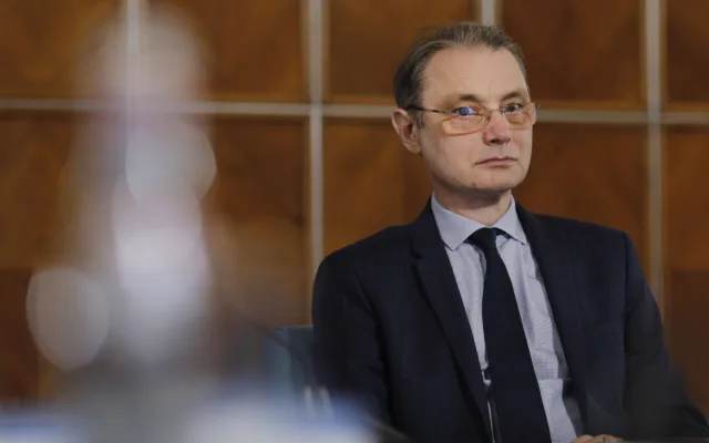 Bărbat desemnat pentru funcția de premier