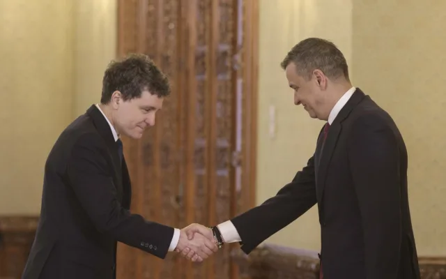 Ordonanța SAFE și strângere de mână