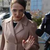 Venitul net lunar al judecătoarei