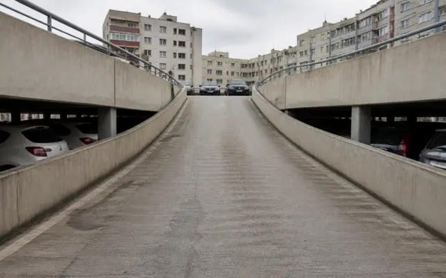 Timișoara ar pune terenul pentru parcarea Spitalului Județean. Cât primește din profit nu scrie în proiect