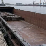 Bargă pentru transport fluvial în Constanța